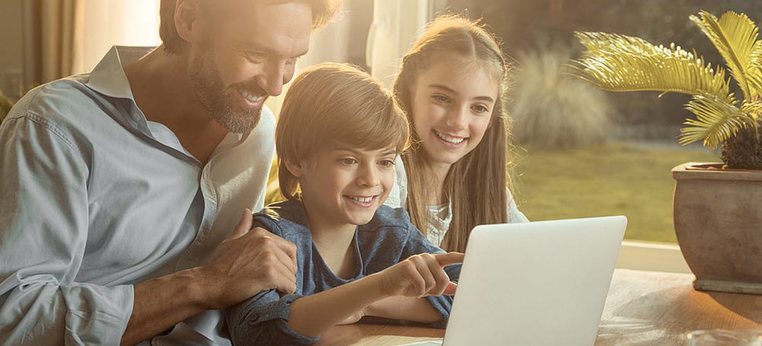 Sicherheit.im.Internet-Tipps.f·r.die.Familie_1100x500px